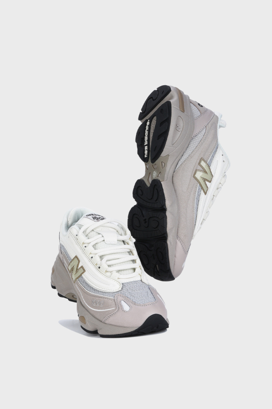 Кросівки жіночі New Balance 1000 Grey <span>M1000MBW</span>