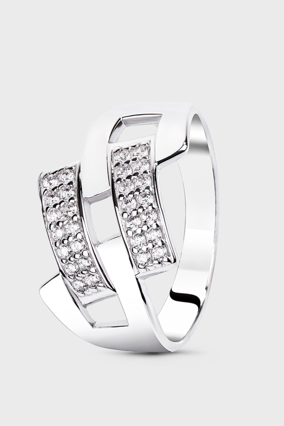 Серебряное кольцо с фианитами Мадлен <span>ФК153</span>