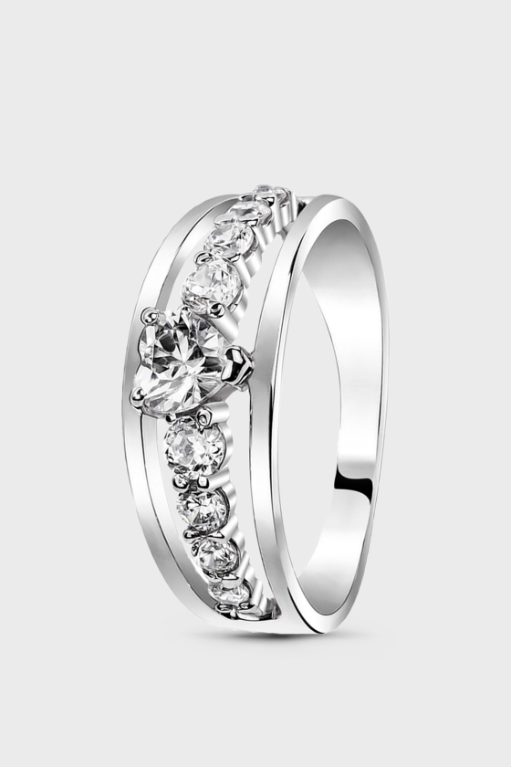Серебряное кольцо с фианитами <span>ФК231</span>