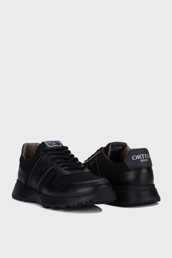Кроссовки мужские кожаные Ortega <span>OBRRN2510K_01</span>