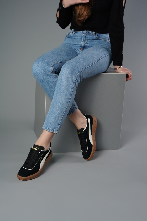 Кеди жіночі Puma Club Klassika Suede Sneakers <span>400718_02</span>