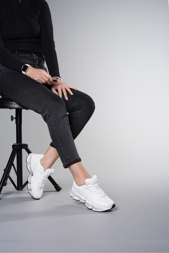 Кросівки жіночі New Balance 2000 White <span>U2000ETDW</span>